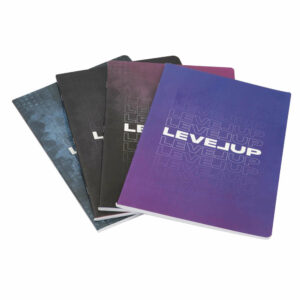 Maxi Quaderno A4 LevelUp 1 Rigo – colori assortiti *