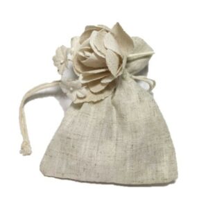 SACCHETTO STOFFA CON FIORE 10X12 cm*