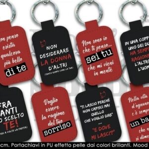 Porta chiave rettangolare in Pelle sintetica frasi assortite 4,5×6.5 cm *